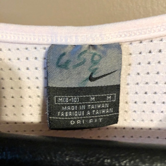 Nike Dri Fit Active Women’s Top Shirt - Picture 3 of 10